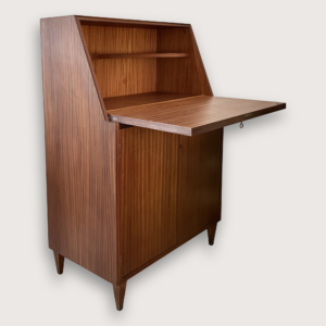 Escritorio tipo secretaire estilo nórdico